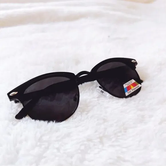Thalia Black Sleek Modern Sunglasses - Picture 1 of 11
